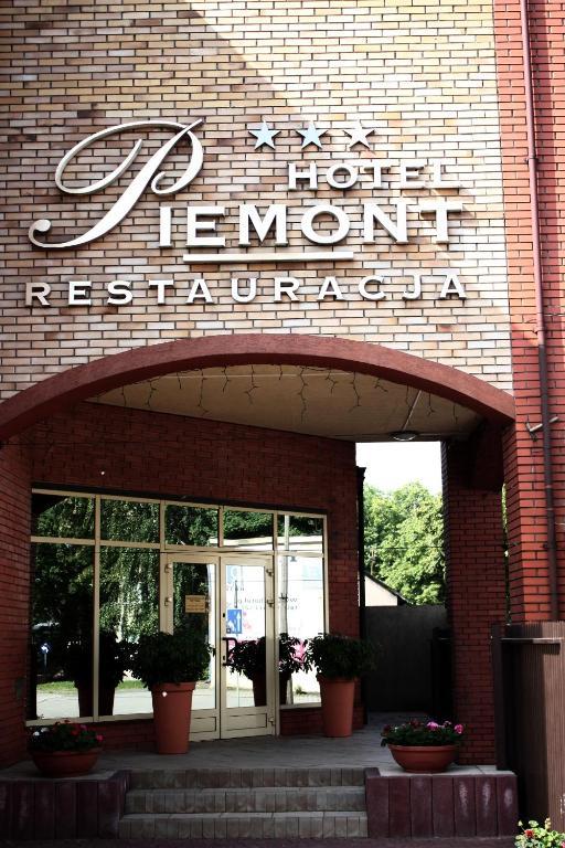 Hotel Piemont Pabianice Exterior foto